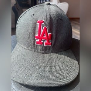 New Era Los Angeles 59FIFTY Embroidered Fitted Cap Size: 7 1/4